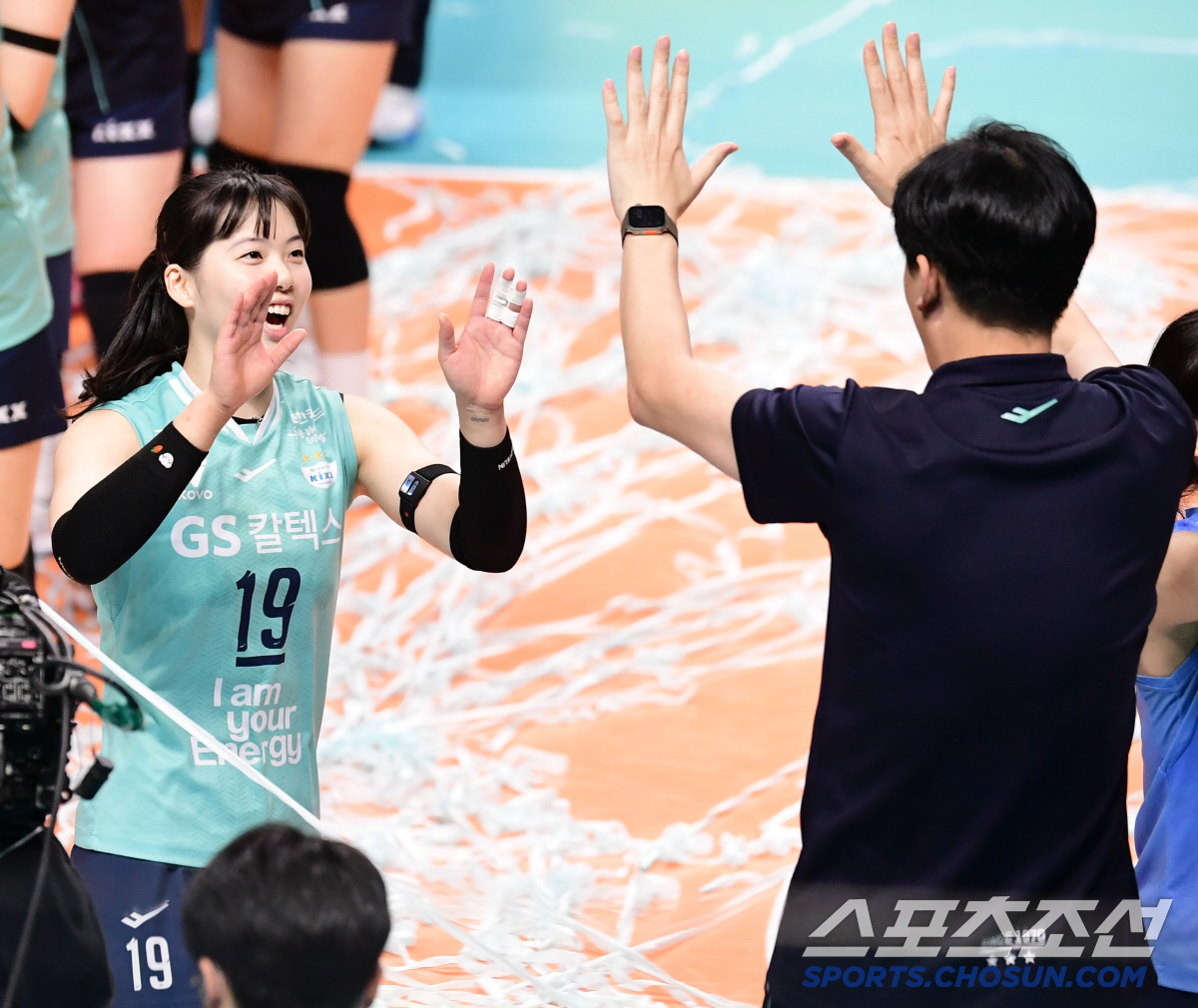 "실바 MVP를 위하여!" 14연패→봄배구 물건너간 '최하위' GS, 마…