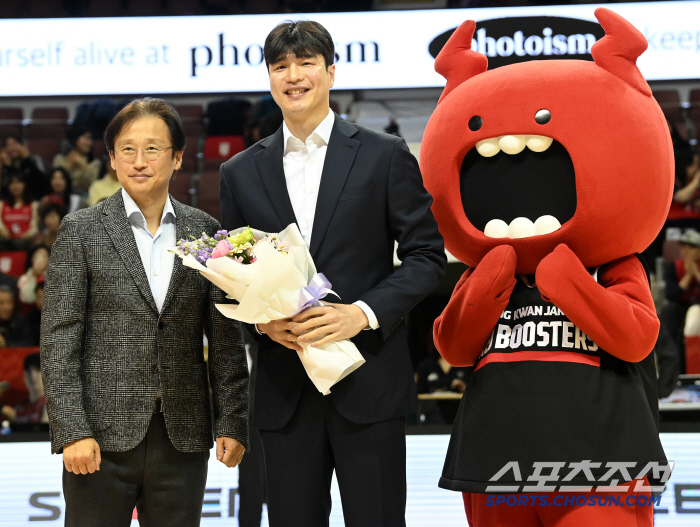 김종규 인사말에 짱삼이들 설레네, 정관장 입단식 가진 '국대 센터'[안양…