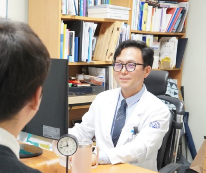 노인 우울증, 치매 위험 2배…만성질환자 발병 가능성 높아