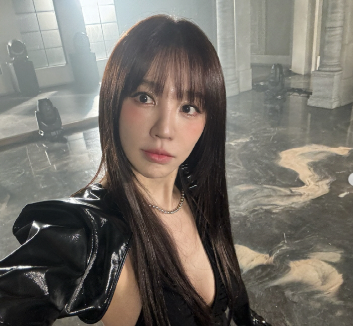 소문만 무성하던 윤은혜, 공식 발표..."올해 베이비복스 재결합, 재녹음…