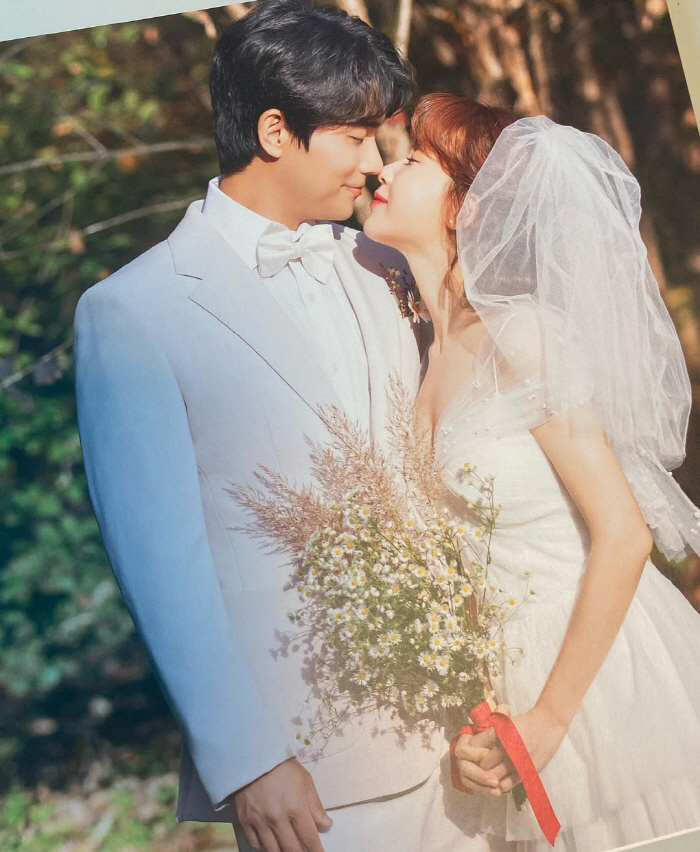 초아, 신혼 1년 차에 암 진단 "아이 못 가질 수도 있어..사는 의미 …