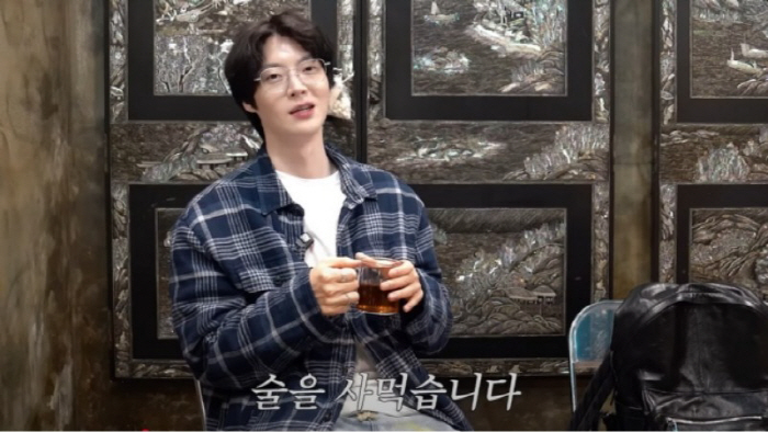독특한 라이프스타일 공개한 안재현 “커피는 각성용, 술은 추억” ('안재…