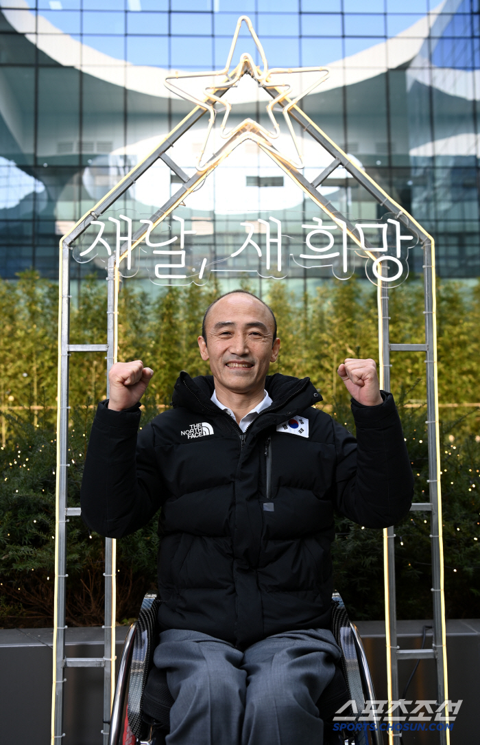 '89% 압도적 지지+사상 첫 재선' 정진완 대한장애인체육회장 인터뷰 "…