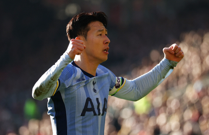 '이미 EPL 전설' 손흥민, 위대한 대기록에 성큼…달랑 12명뿐인 'E…