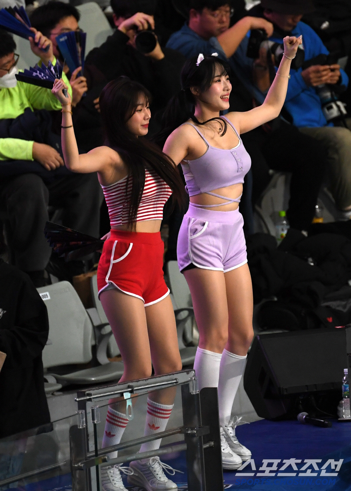 '선' 넘으면 안돼! '인권' 위협하는 카메라와의 전쟁…'무개념 촬영'은…