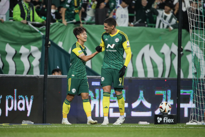 닥공 부활 노리는 전북, 키는 올해도 이승우? 포옛은 과연 어떻게 쓸까