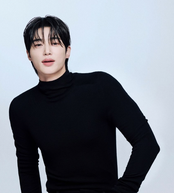[청룡랭킹]변우석 배우부문 1위,청룡의 해를 삼킨 변우석 신드롬으로 화려…