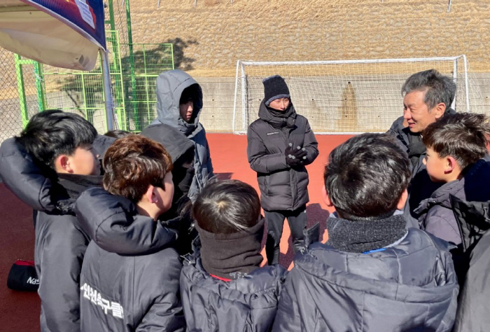 "KFA 회장 선거 26일 확정 후 첫 행보" 정몽규 후보, 영덕 유소년…