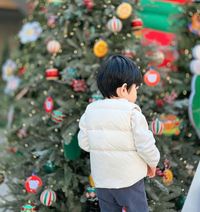 '에릭♥' 나혜미, 둘째 출산 앞두고 태교 여행..子과 "뽀뽀"