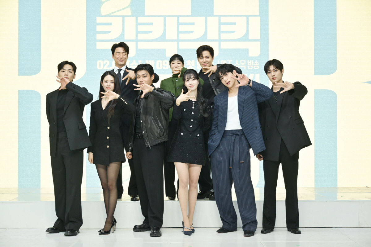 [SC현장] 지진희·이규형, 키스신→시트콤 대폭발! 新웃음 레전드 만들어…