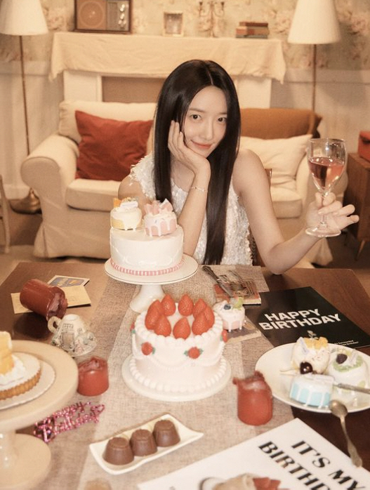 [SCin스타] 표예진, 생일에도 이렇게 먹으니 163cm-46kg…비현…