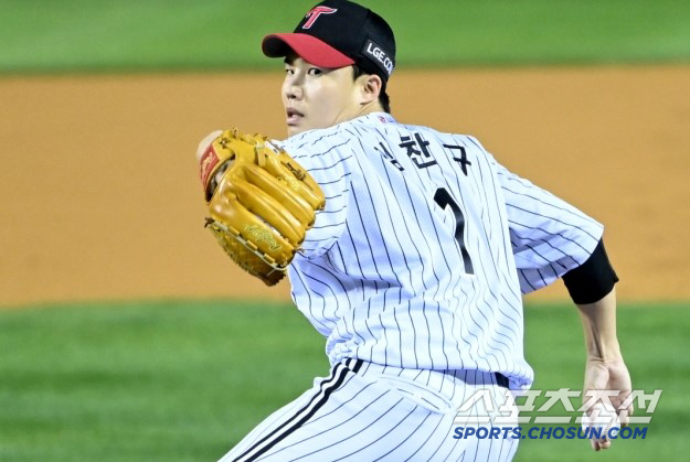작년 후반기 국내 ERA 1,2위가 한팀에... 70억 FA 보내고도 최…
