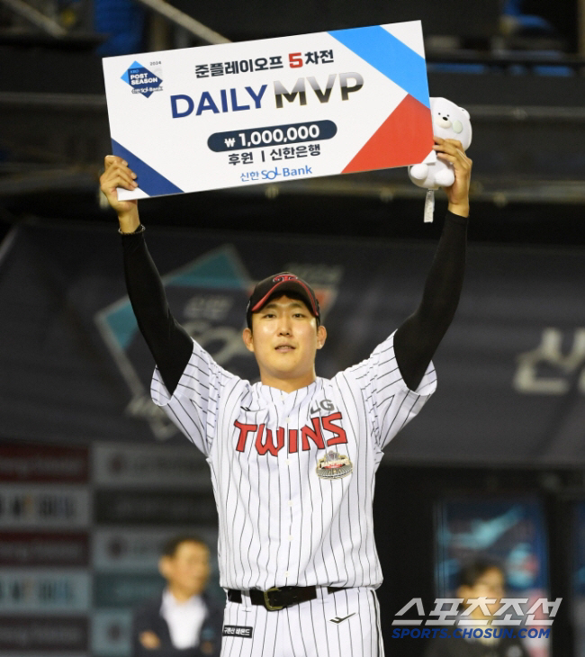 작년 후반기 국내 ERA 1,2위가 한팀에... 70억 FA 보내고도 최…