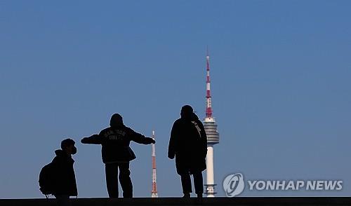 [베스트셀러] '멘털 금수저' 되어볼까…'마음 돌보기' 서적 강세