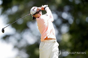임진희, LPGA 파운더스컵 첫날 1타차 3위…윤이나는 공동 72위(종합)