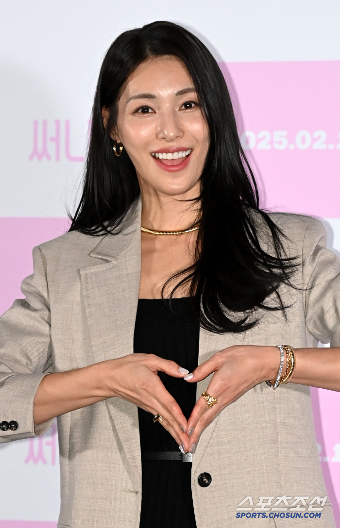 [포토] 김정화, 애교만점 미소로 하트