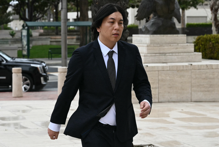"오타니가 왕복 퍼스트 항공권도 사줬는데" 세계에서 가장 운좋던 사나이의…