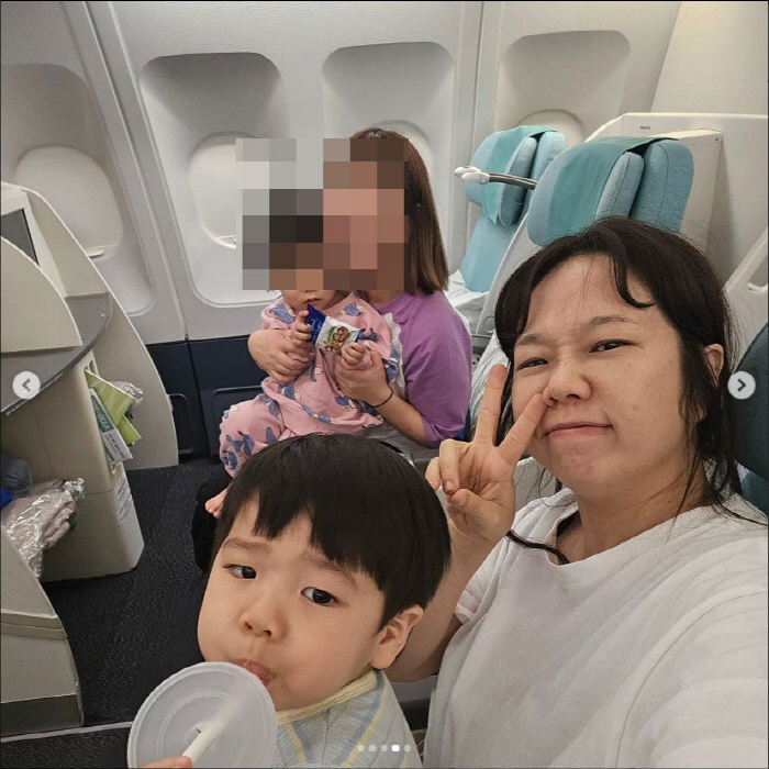 '제이쓴♥' 홍현희, 가족여행도 럭셔리하게…비즈니스석 타고 아들과 태국 …