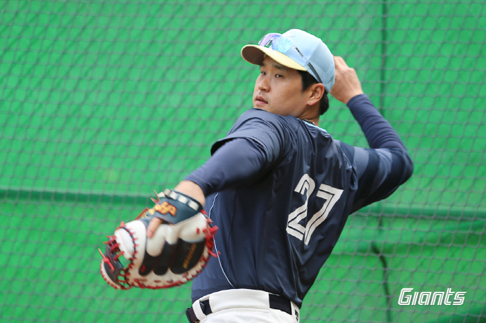 '7위→전력보강No' 효율 대신 지옥훈련, 확 달라진 롯데 캠프…결국 8…