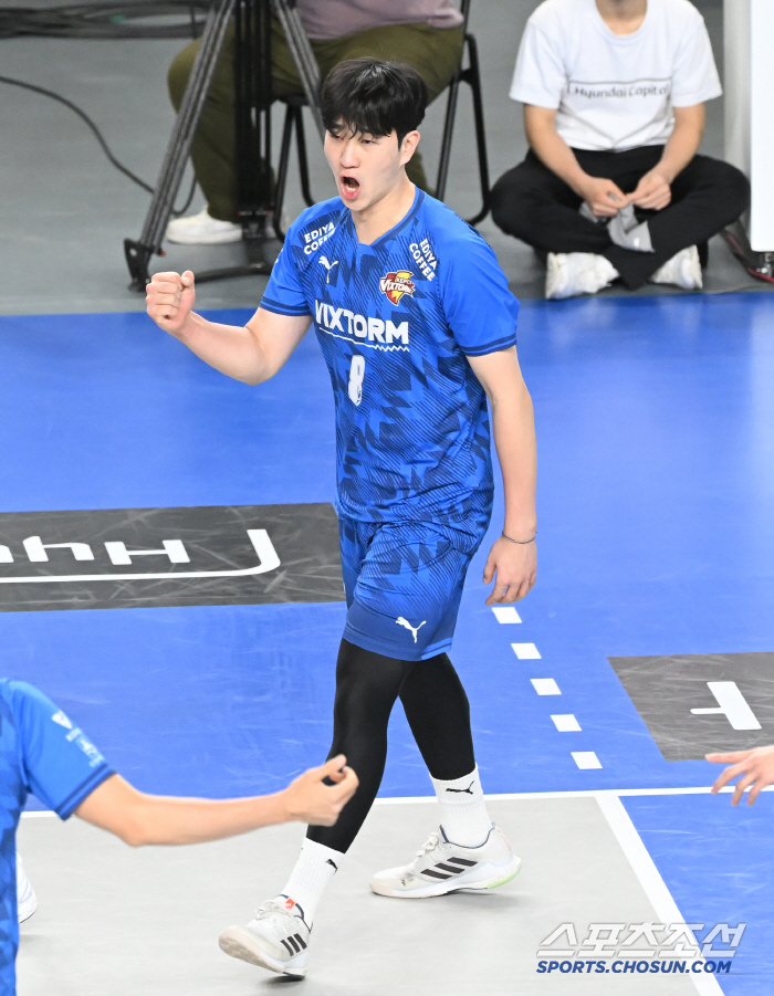 29점 '갓레오'와 함께 최강으로 돌아온 현대캐피탈, 외국인-서재덕-신영…