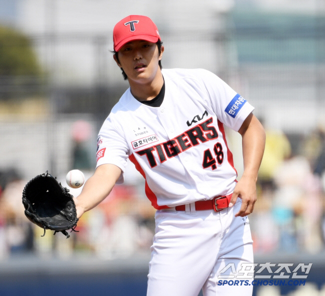 "KBO 1등이시니까"…'쾌속 재활' KIA 좌완 에이스, 류현진·김광현…