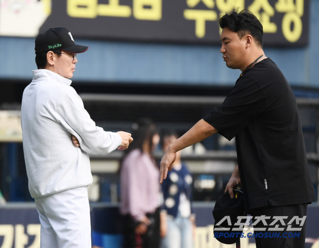 "42억 너무 적게 받은 거 아니냐고요?" 에이전트도 없는 새 캡틴, 그…