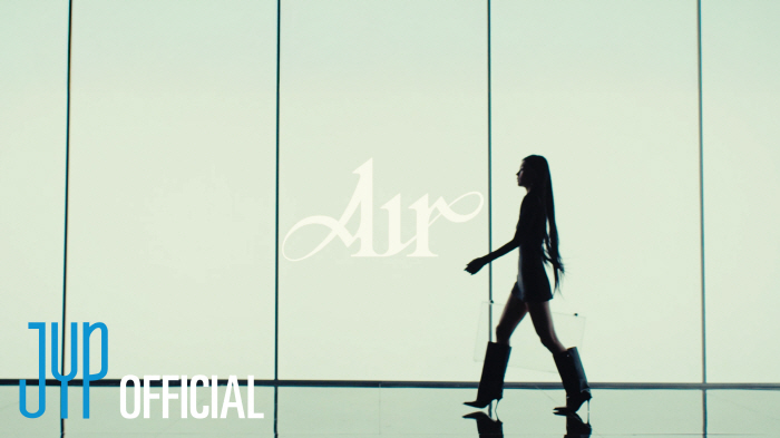 [공식] ITZY 예지, 3월 10일 솔로 데뷔…'퍼포먼스 퀸' 출격