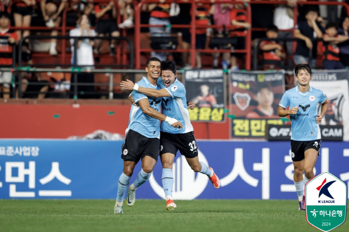 대구FC '새 수비 핵심' 카이오 "역사에 우리 이름 남길 수 있는 타이…