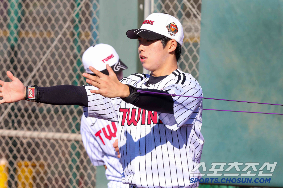기본기 배우는 신인 '투린이'가 2월에 벌써 148km라니... "알고도…
