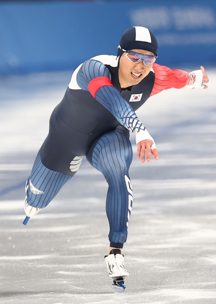 "아...0.08초" '빙속간판'김준호 男500m 두번째 동메달[하얼빈A…