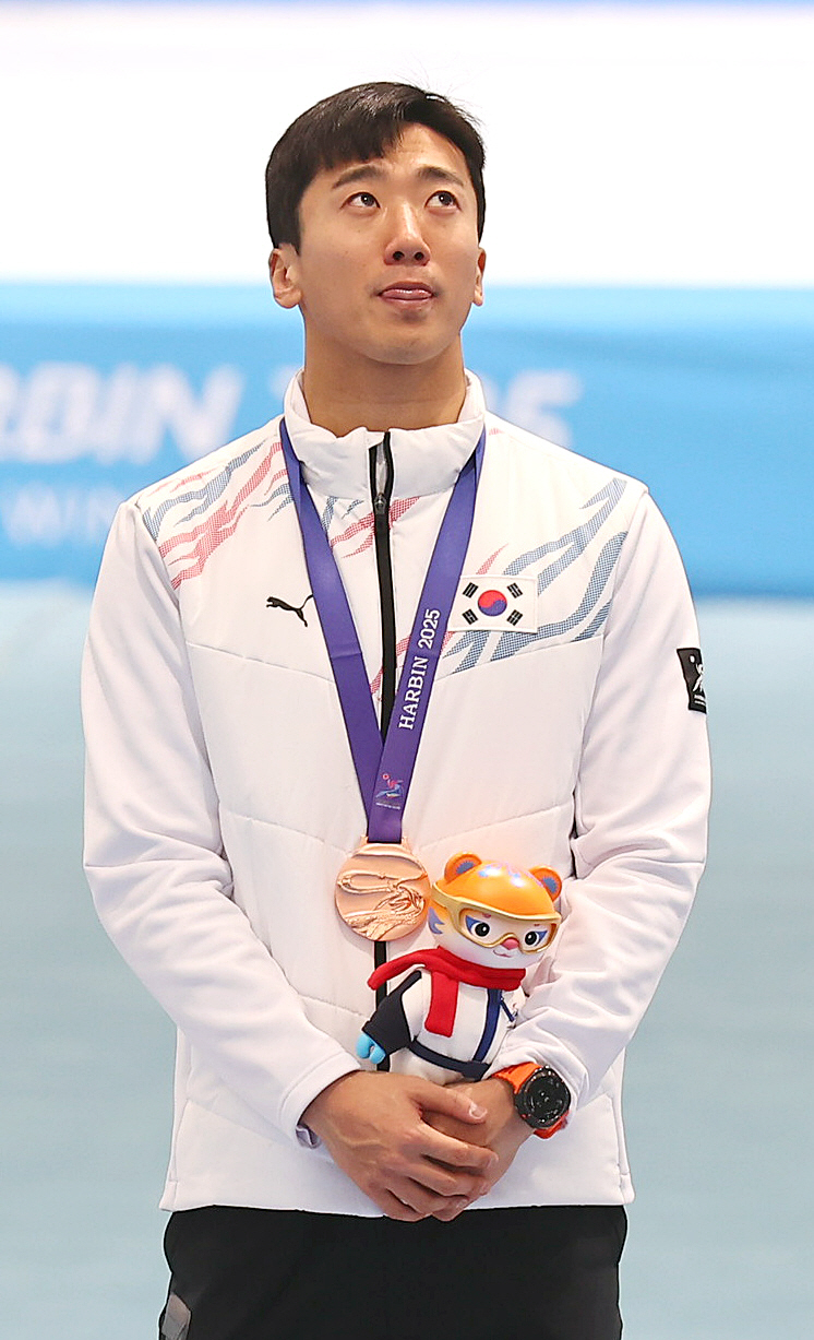 "아...0.08초" '빙속간판'김준호 男500m 두번째 동메달[하얼빈A…
