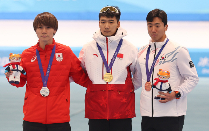 "아...0.08초" '빙속간판'김준호 男500m 두번째 동메달[하얼빈A…