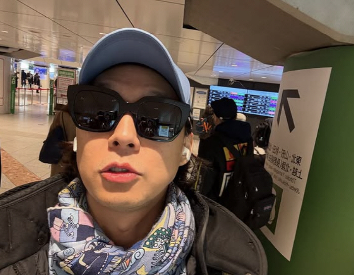 [SCin스타] 박유천, 日서 '비밀 여행'…누구랑 갔길래