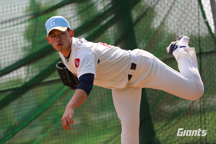 연습경기 맞아? 롯데, 'ML식' 피치클락 첫 경험→견제 제한까지…'WBC 진심모드' 대만 만난다 [타이난포커스]