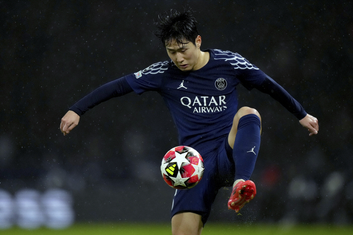 이강인 미친 EPL 이적설...뉴캐슬 '제2의 즐라탄' 이삭과 스왑딜 "…