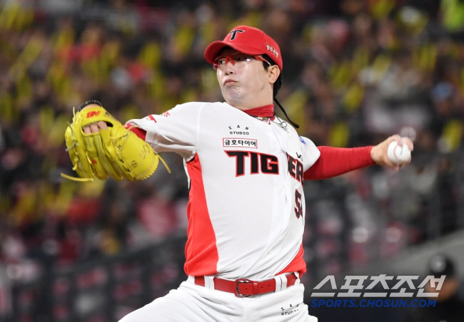 170억 류현진 10승-151억 김광현 12승-103억 양현종 11승. …