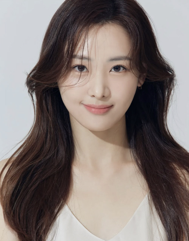 '배성재와 결혼' 김다영 아나운서, SBS 떠난다 "퇴사 의사 밝혀" […