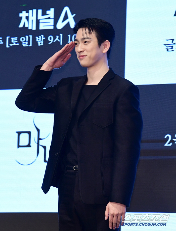 [SC현장] "'무빙-조명가게'보다 잘 됐으면"…박진영x노정의 '마녀',…