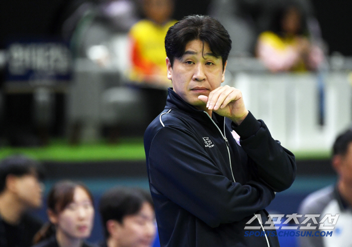 '드디어 이겼다' 도로공사 고춧가루 제대로, 현대건설 1위 싸움 멀어졌다…