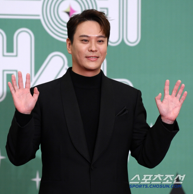 김용준, 황정음과 공개 열애 후 "연락 안 하고 지내, 돌싱 오해 많이 …