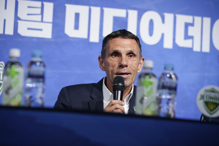 드디어 베일 벗는 포옛 축구, 전북 ACL2서 닥공 부활 신호탄 쏠까