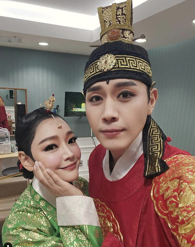김소현, '한남동 100억집' 산다더니 "재테크 재미 봐, ♥손준호 수입…