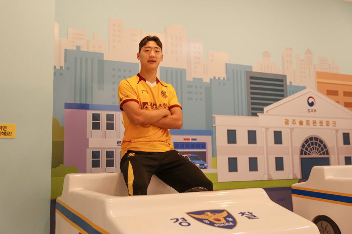 [공식발표]광주FC, 06년생 '장신 유망주' 센터백 곽성훈 수원서 임대