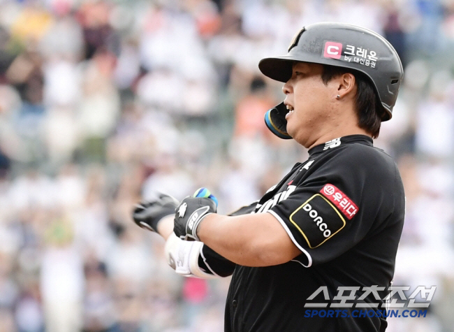 'FA 100억 대박 예고' 천재타자도 정녕 ML 어렵나?…강정호의 단언…