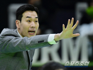 '승점 3점, 이기면 2위다' 의욕 드러낸 고희진 감독 