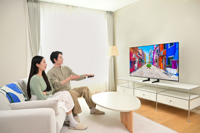 삼성전자, AI 기술 탑재 55형 OLED TV 출시