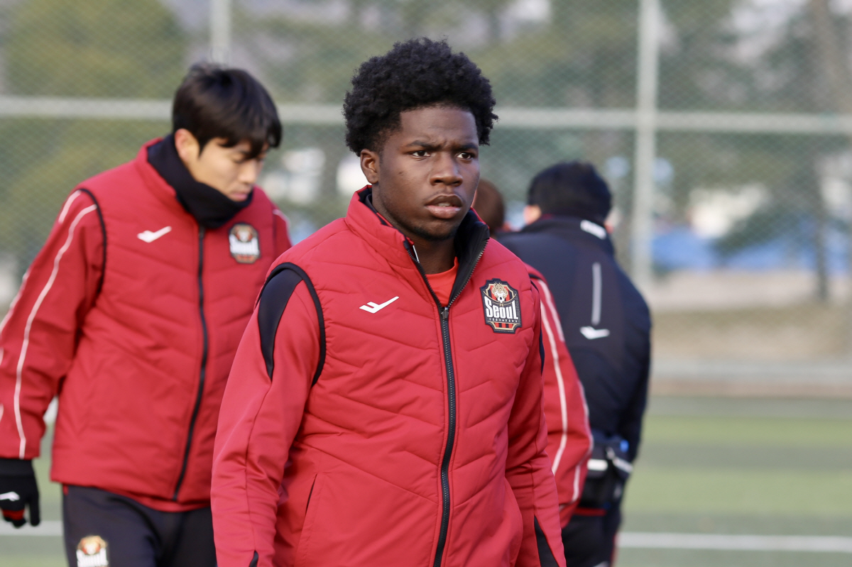 "홈그로운, 사무엘의 꿈" 일찍 찾아 온 그라운드의 봄…2025시즌 K리…