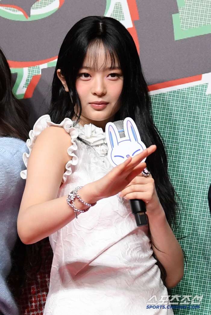 [공식] 뉴진스 하니 측 "적법한 절차 통해 새 비자 발급, 어도어 압박…