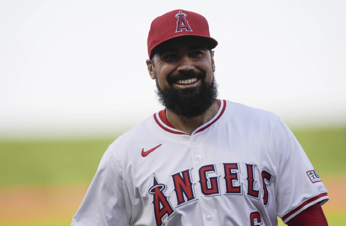 올해도 꽝이네, 최악의 '먹튀' 렌던 엉덩이 수술로 시즌 불투명...LA…