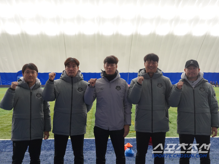 '샤프볼 시즌2'김은중 수엡 감독"올해도 강등권 예상?상관없어요"[K리그…